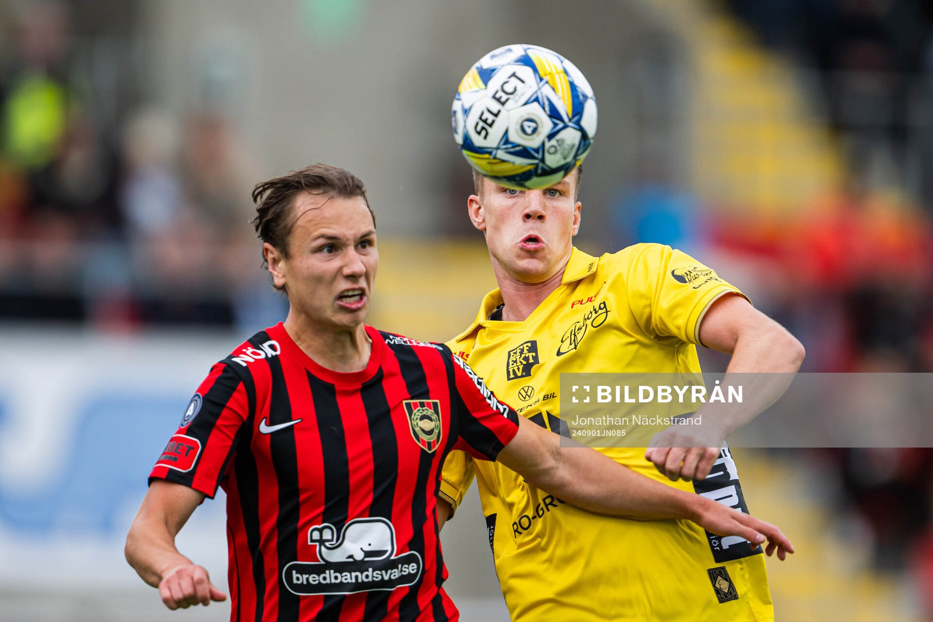 Brommapojkarnas Alex Timossi Andersson och Elfsborgs Andri