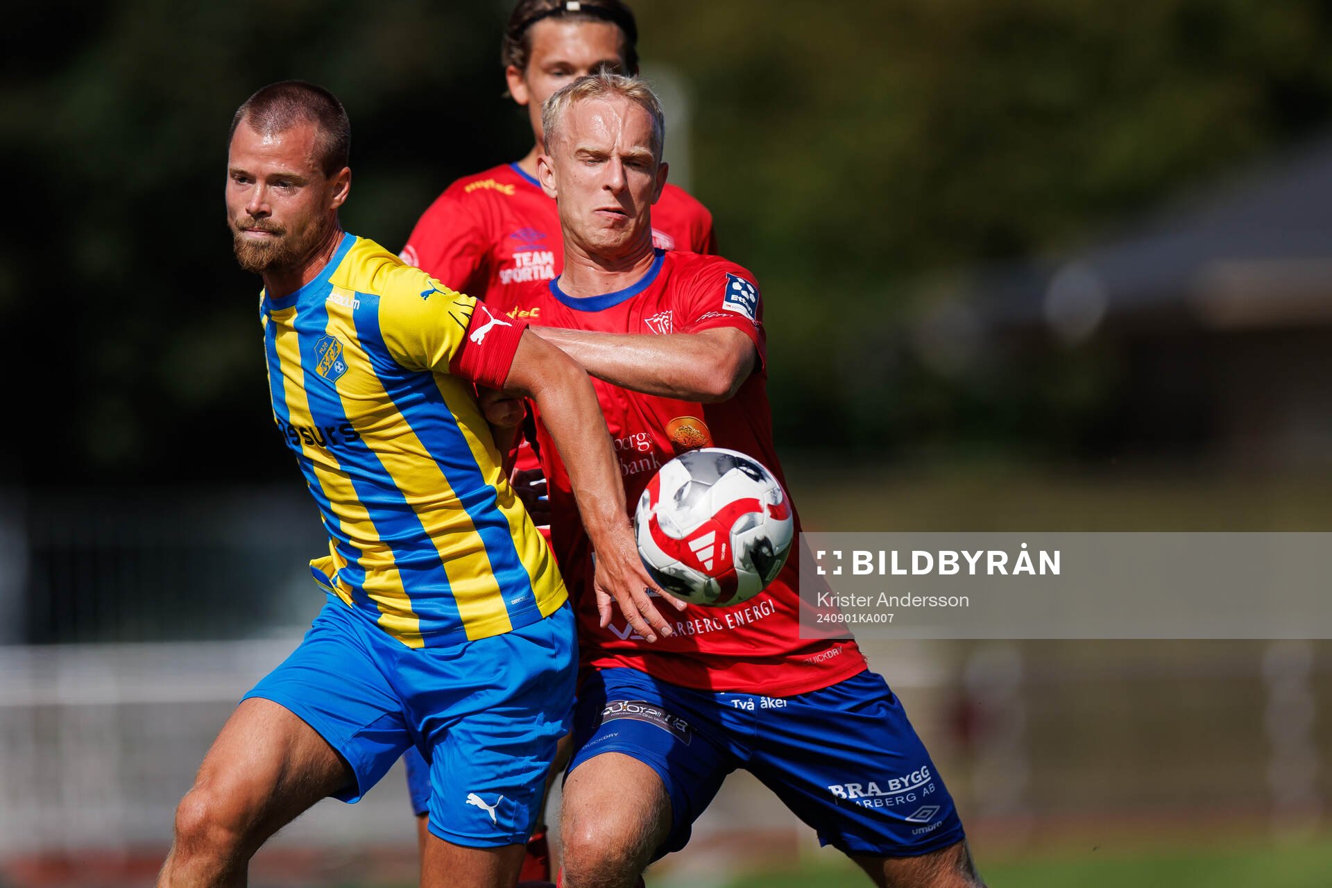 Eskilsminnes Lucas Ohlander och Tvååkers Albin Malmlöf