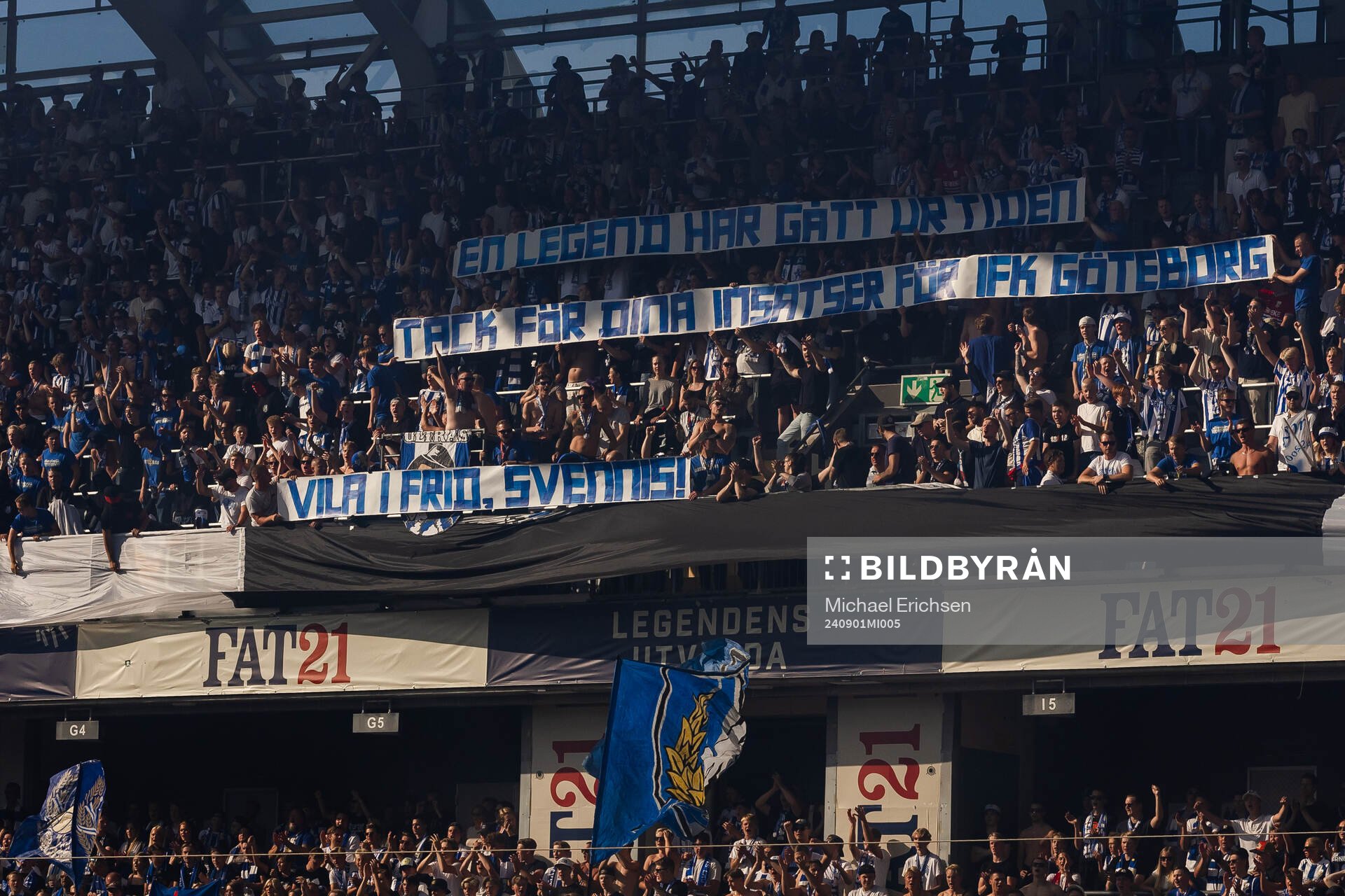 IFK Göteborgs supportrar med en hyllning till Sven-Göran