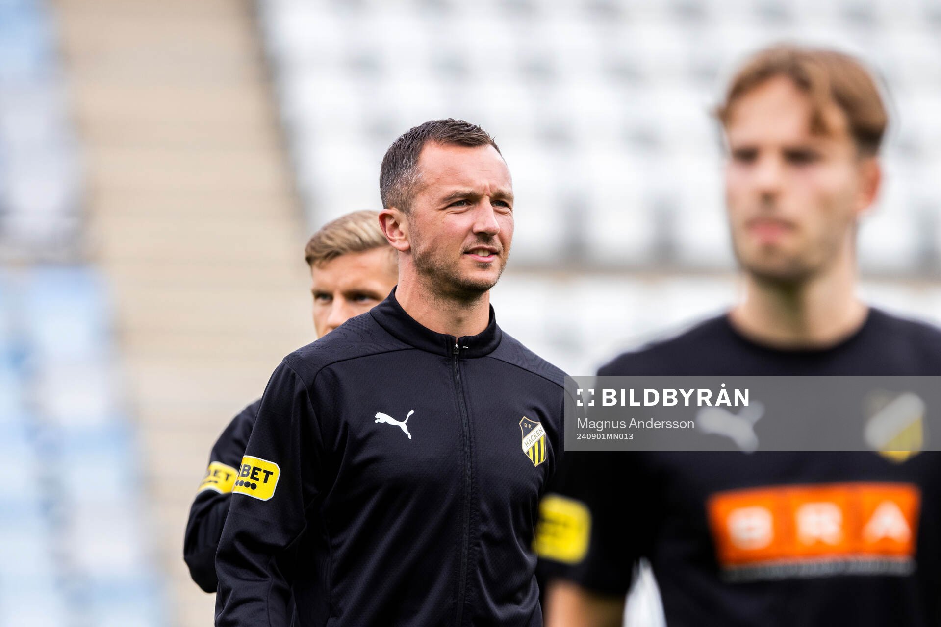 Häckens Even Hovland på uppvärmningen