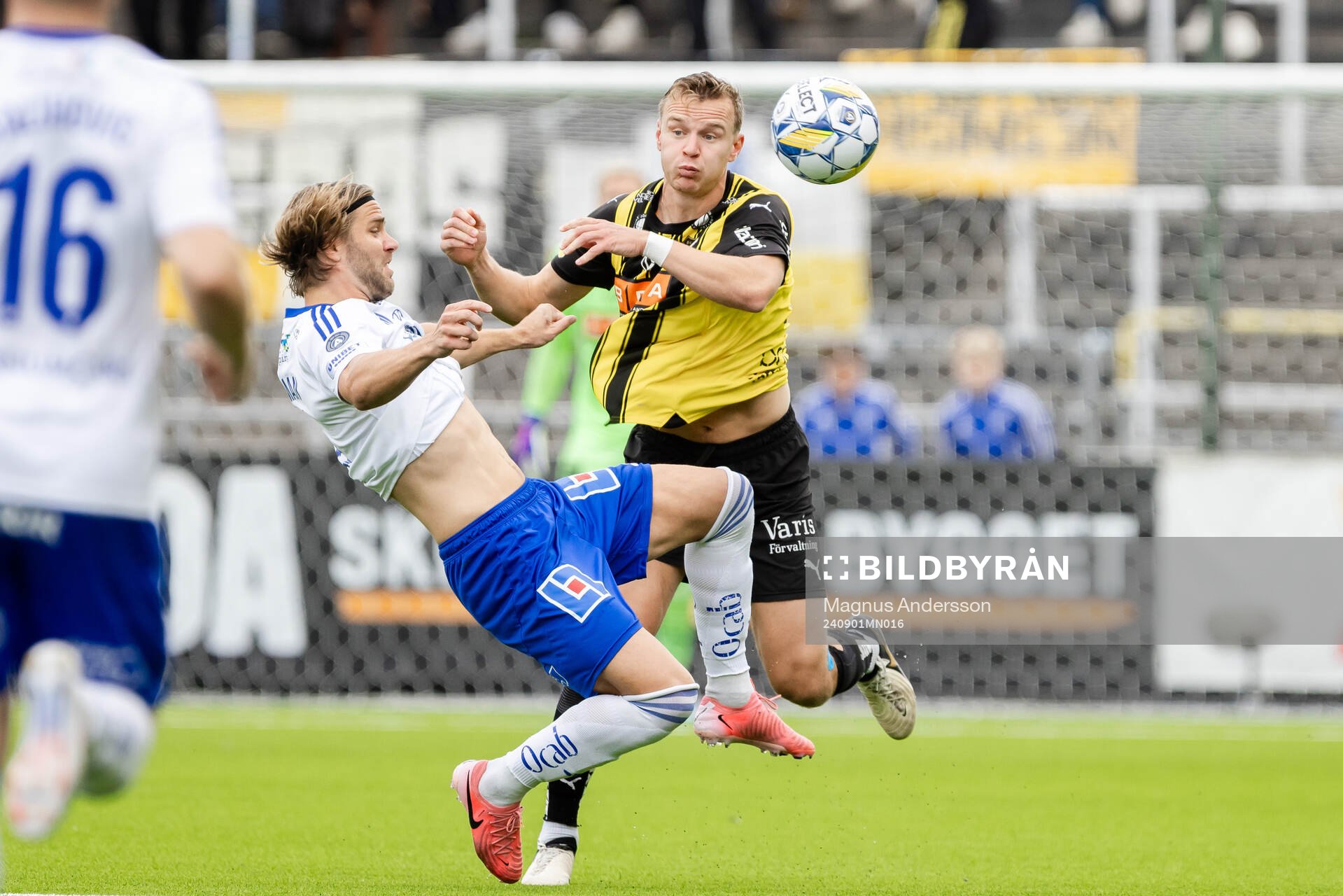 IFK Norrköpings Christoffer Nyman och Häckens Marius Lode