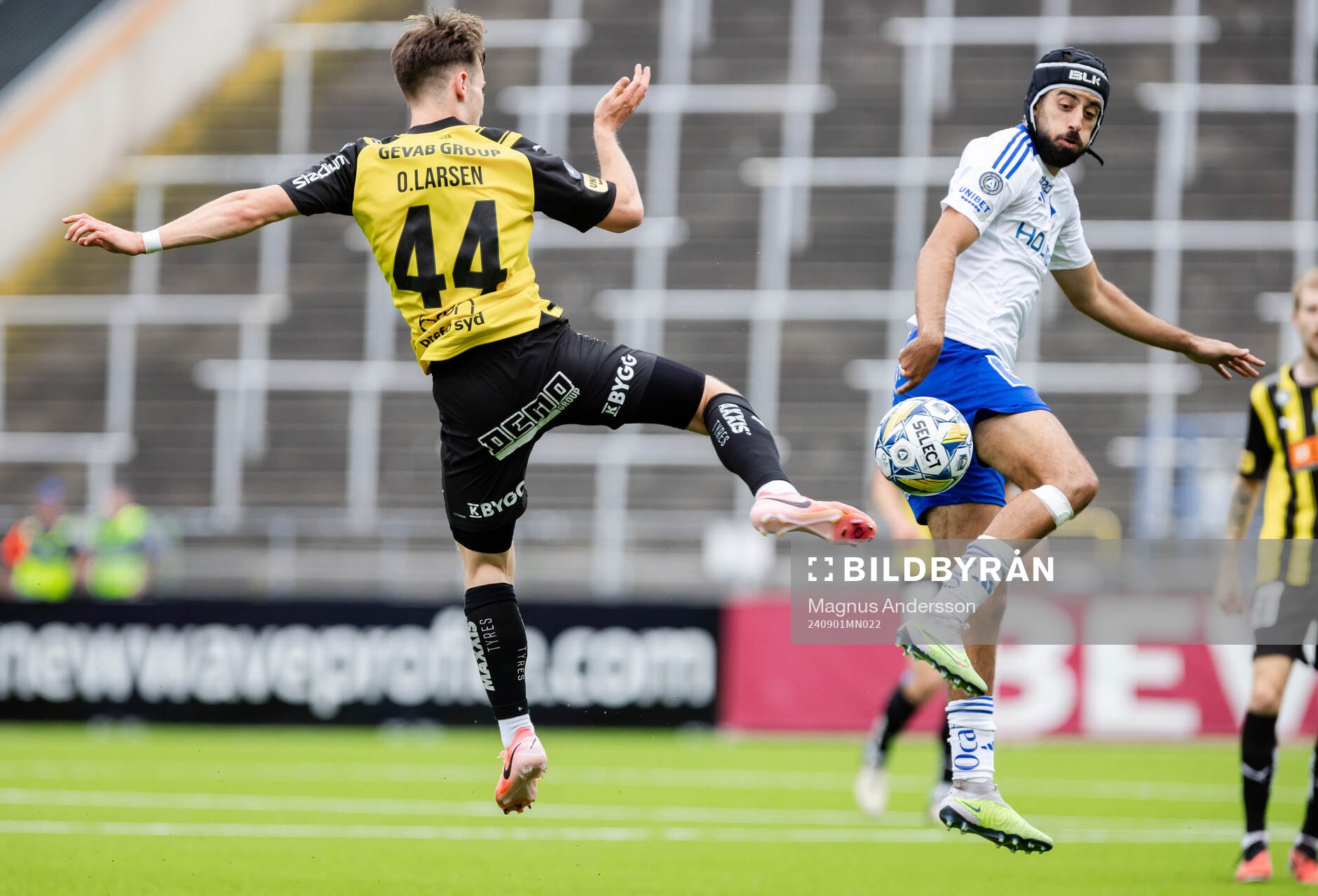 Häckens Lars Olden Larsen och IFK Norrköpings Kristoffer