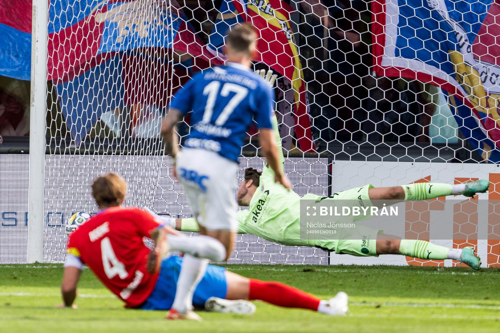 Trelleborgs Filip Bohman gör 0-2 bakom Helsingborgs