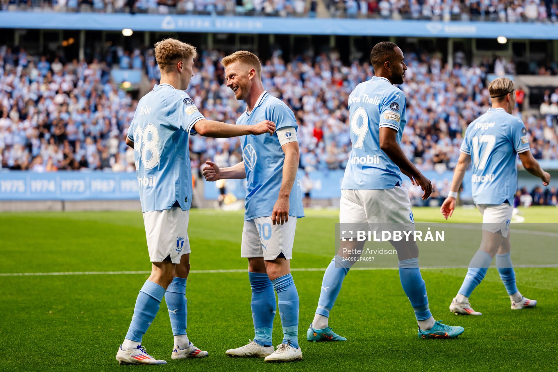 Malmö FFs Hugo Bolin och Anders Christiansen jublar