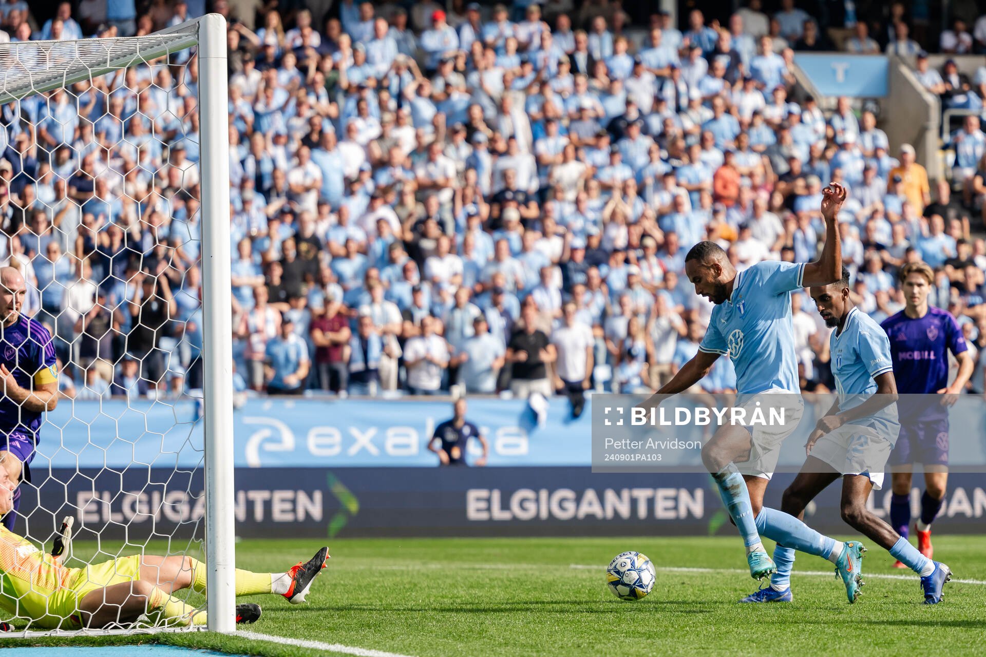 Malmö FFs Isaac Kiese Thelin gör 4-0