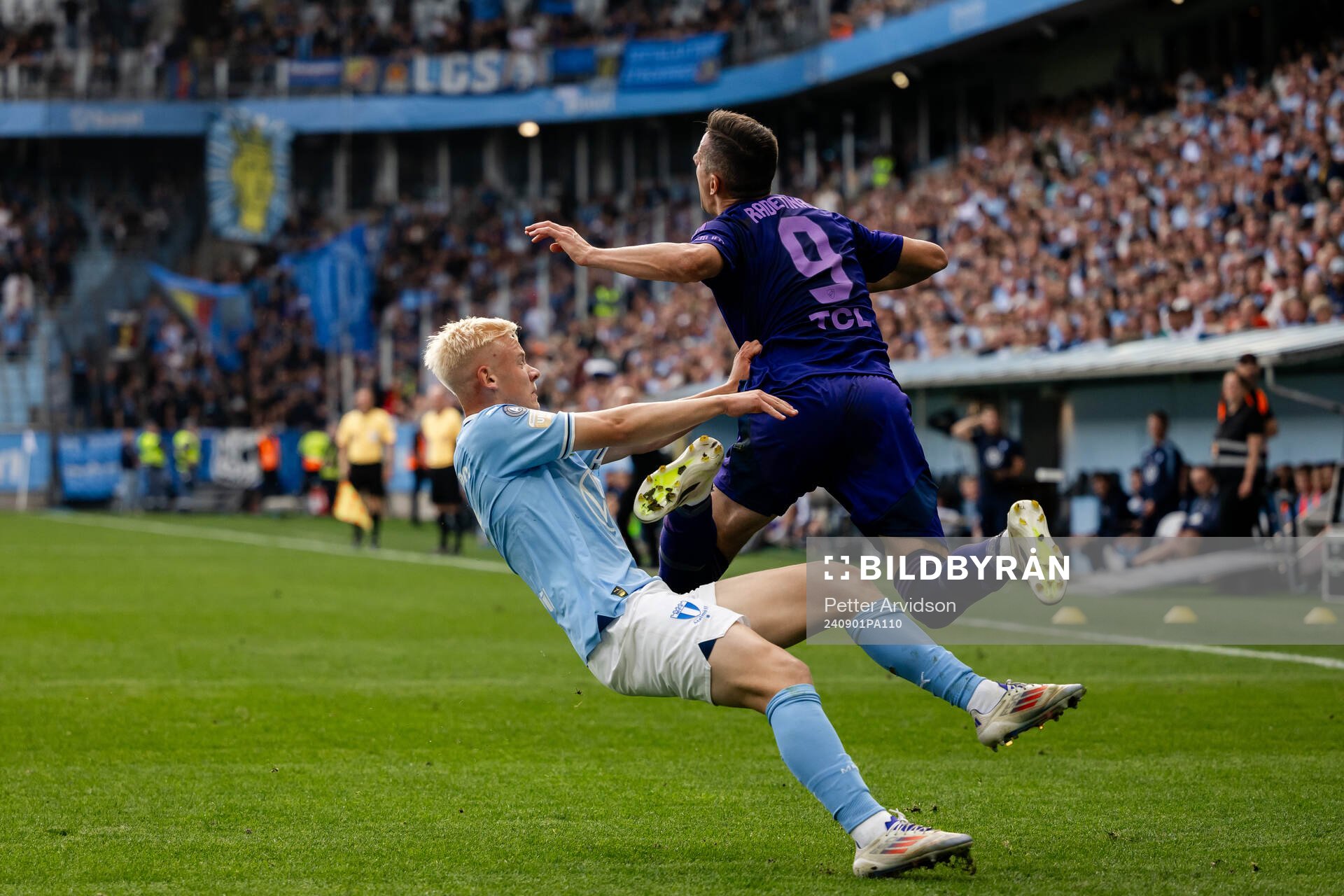 Malmö FFs Otto Rosengren och Djurgårdens Haris Radetinac
