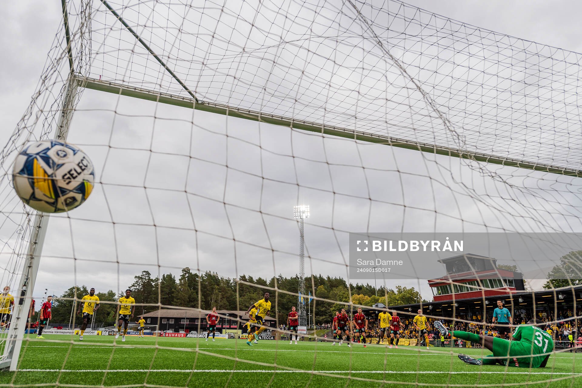 Elfsborgs Michael Baidoo sätter 2-2 på straff