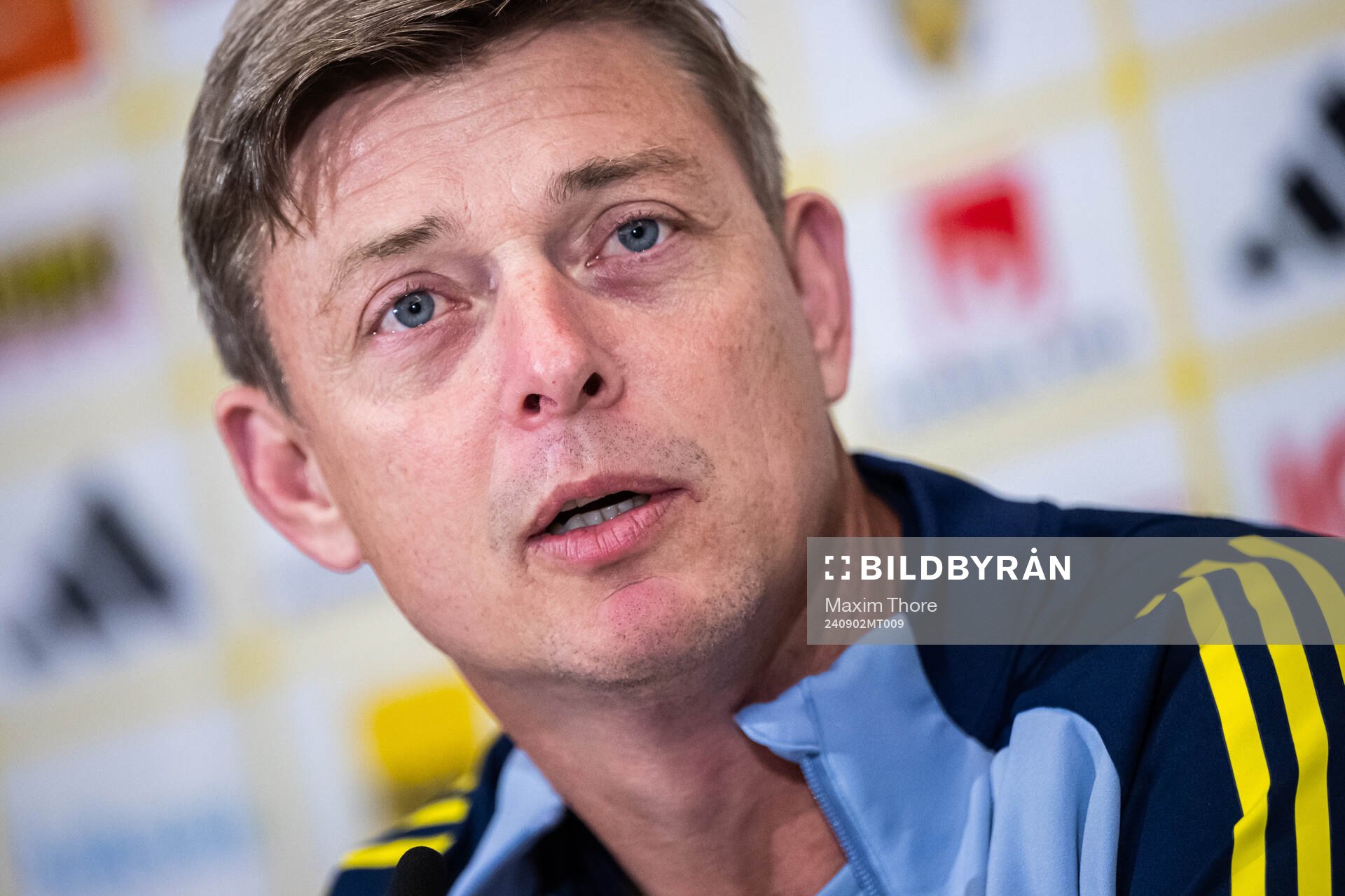 Head coach Jon Dahl Tomasson of the Swedish national