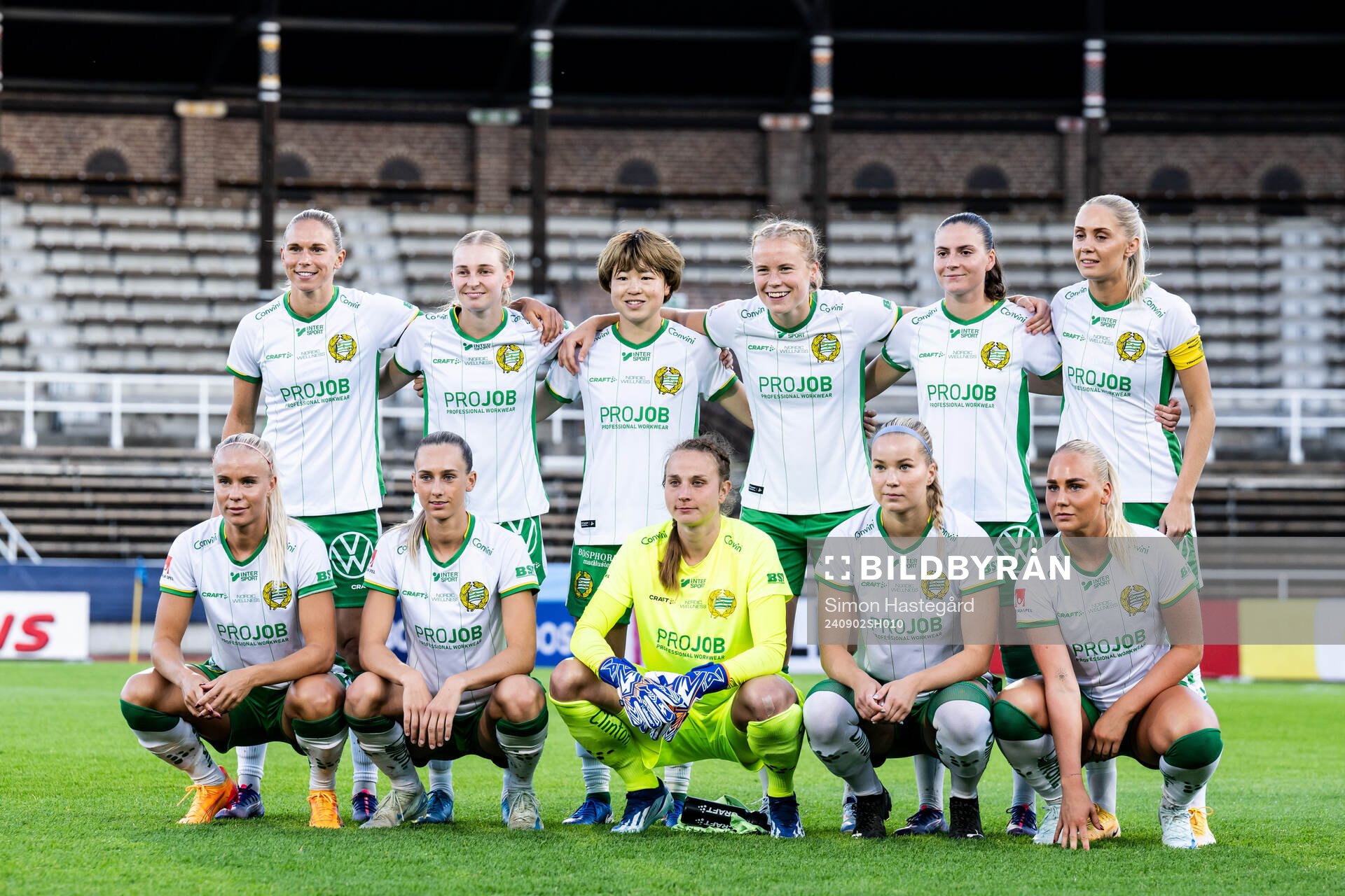 Hammarbys startelva ställer upp för en lagbild