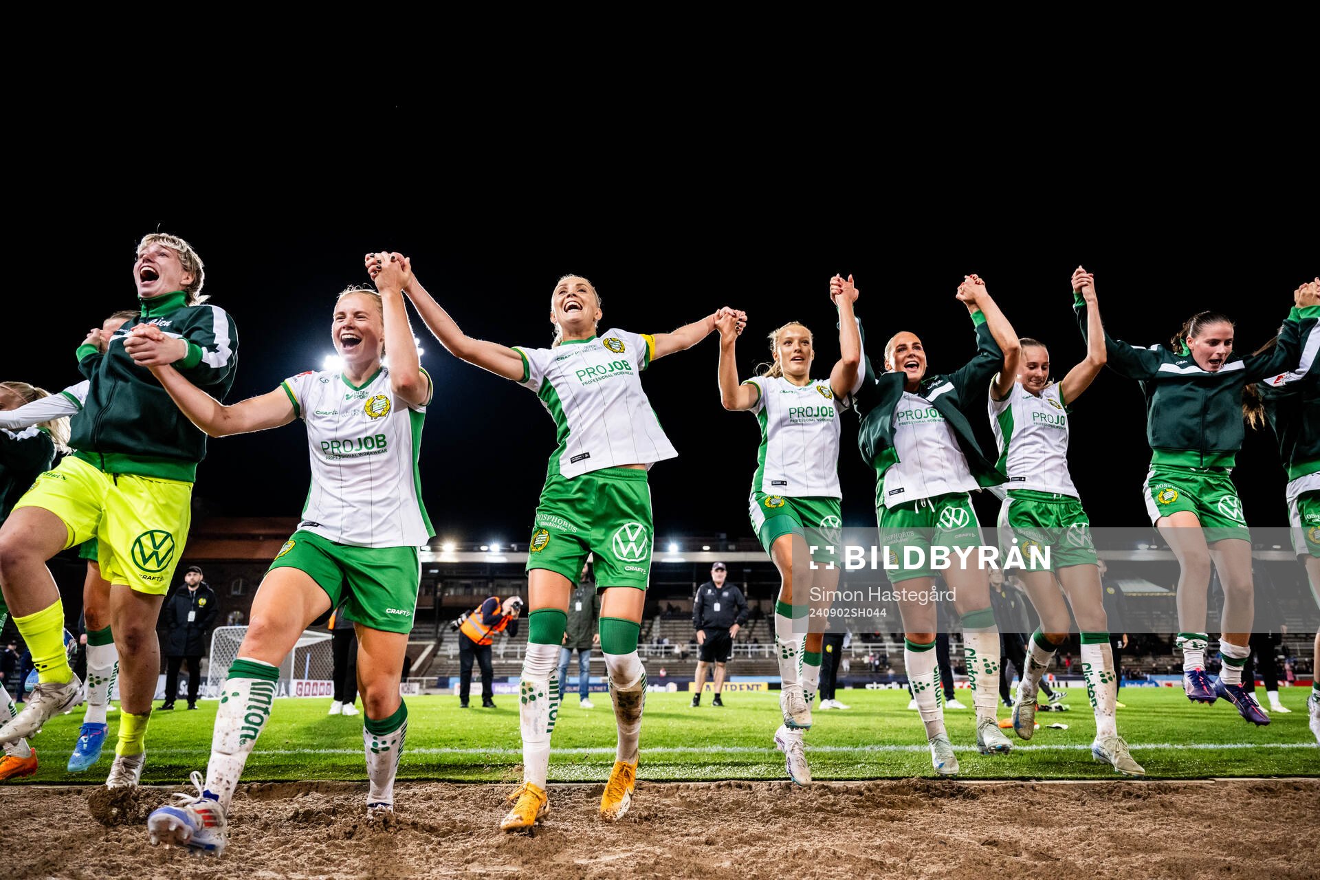 Hammarbys spelare jublar