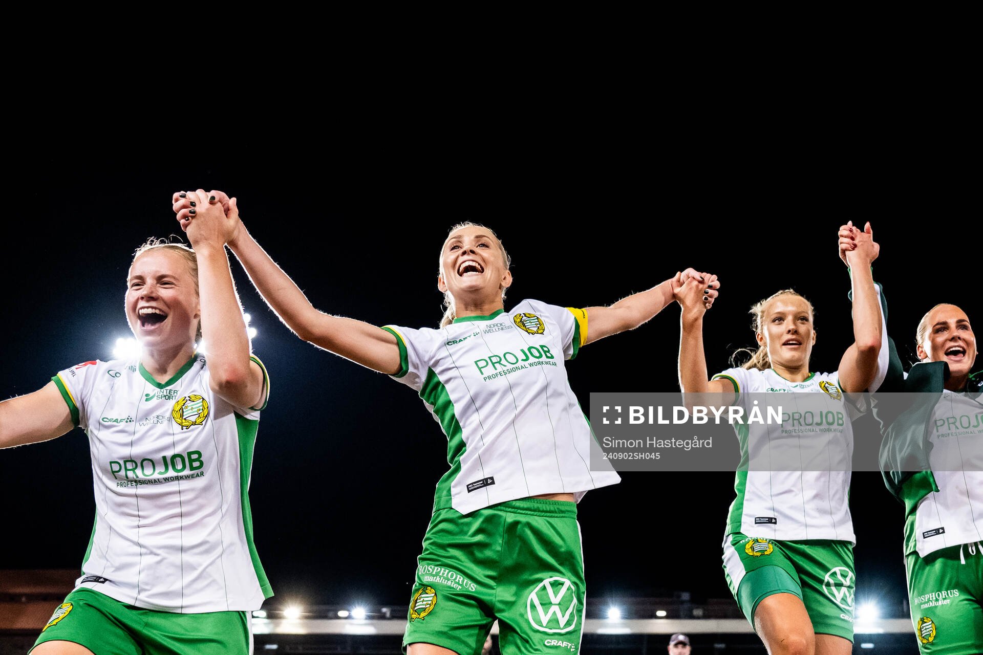 Hammarbys spelare jublar