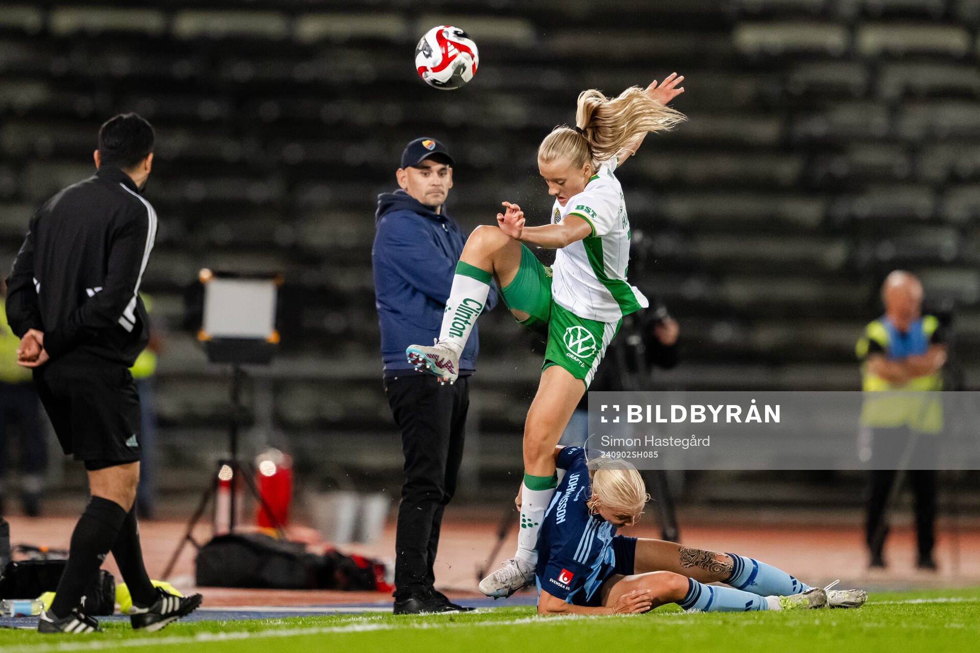 Hammarbys Smilla Holmberg och Djurgårdens Stinalisa