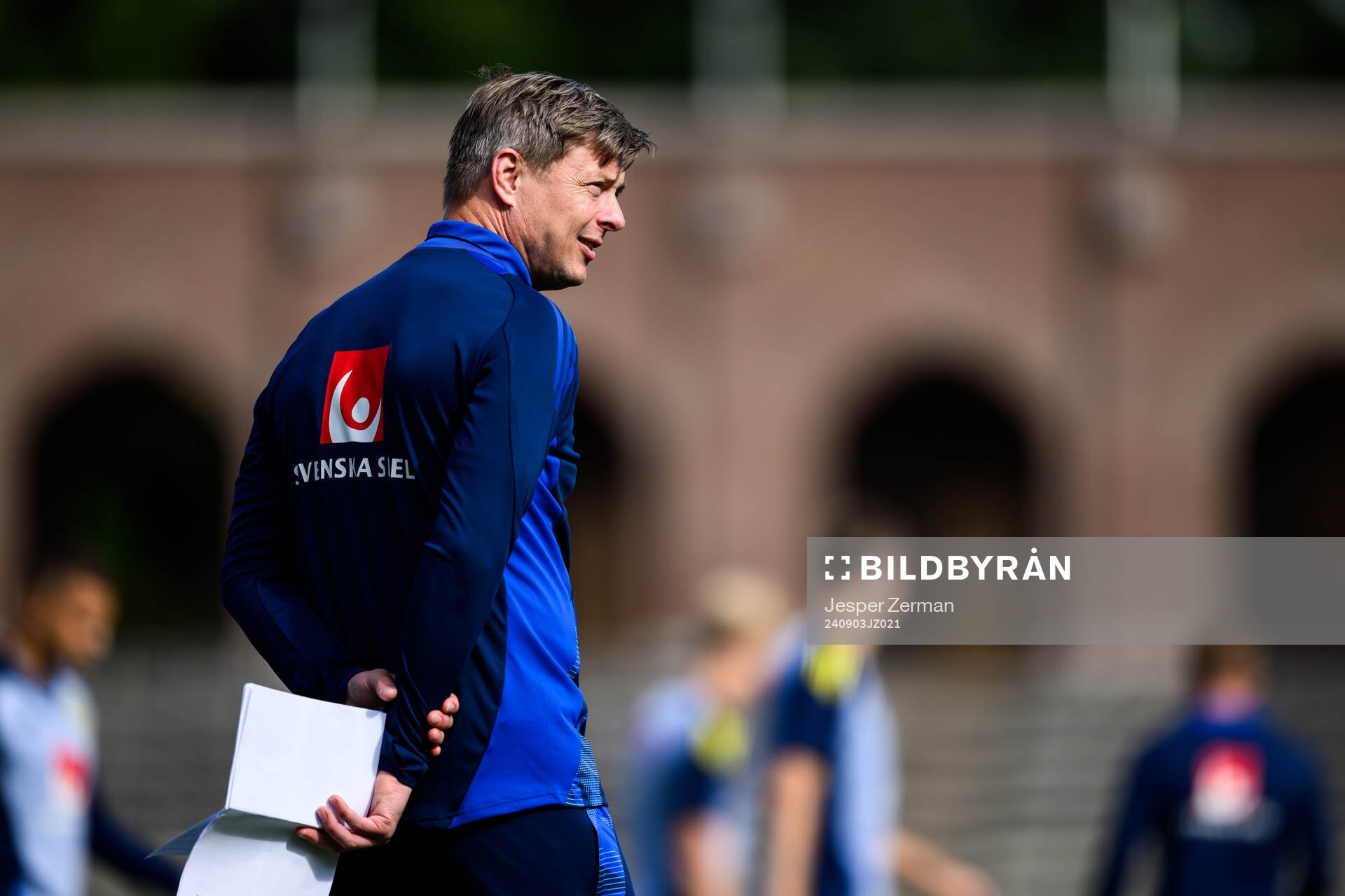Head coach Jon Dahl Tomasson of the Swedish men's football