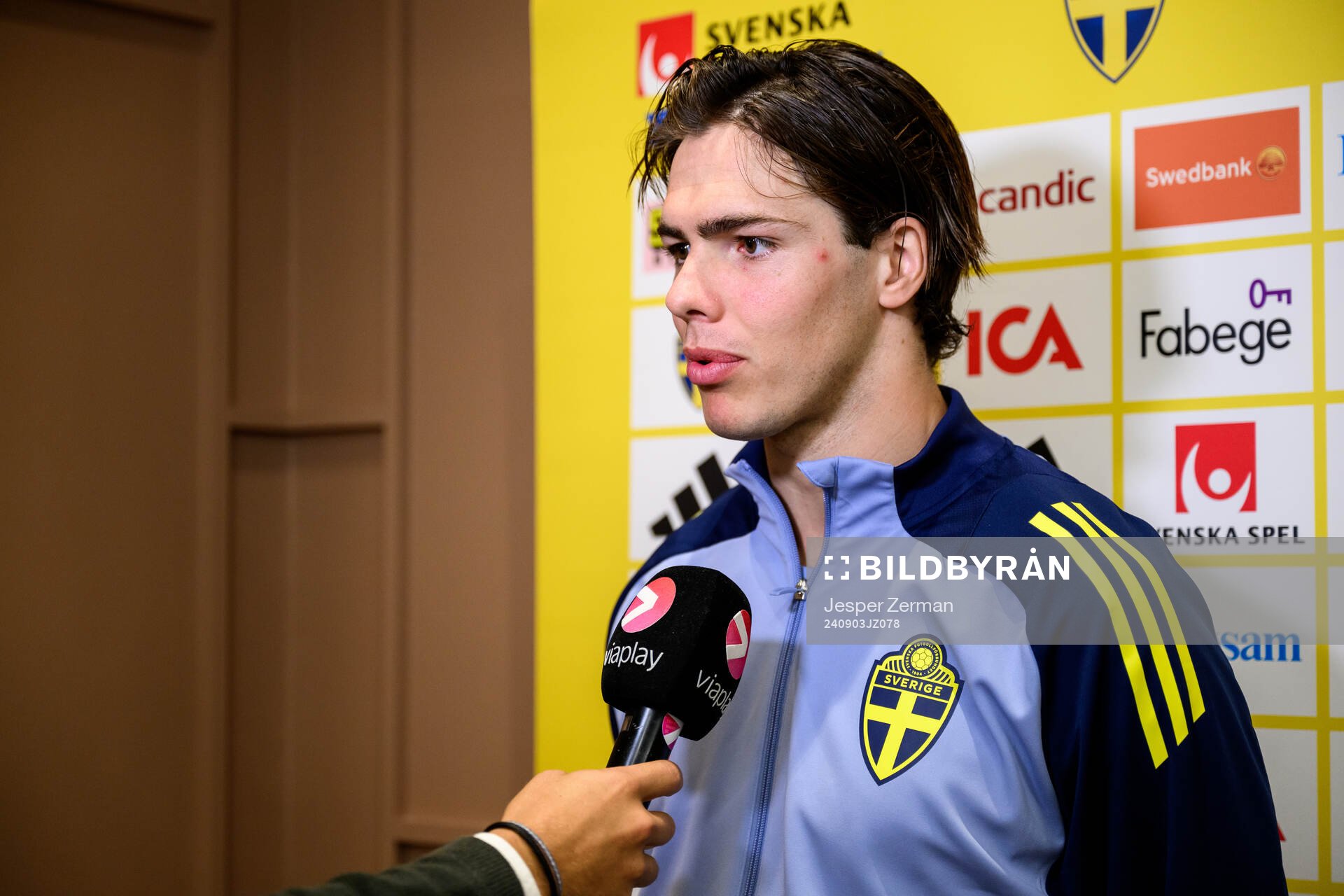 Goalkeeper Jacob Widell Zetterström of the Swedish men's football national team in the mixed zone after a training session on September 3, 2024 in Stockholm.