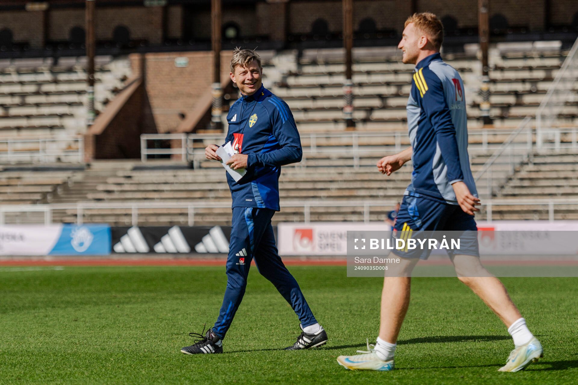 Head coach Jon Dahl Tomasson of the Swedish men's football