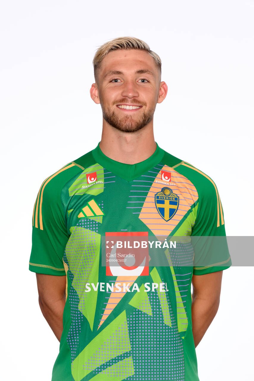 Goalkeeper Noel Törnqvist poses for at portrait