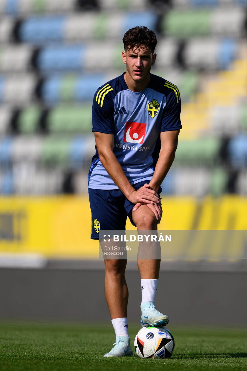 Deniz Gül
