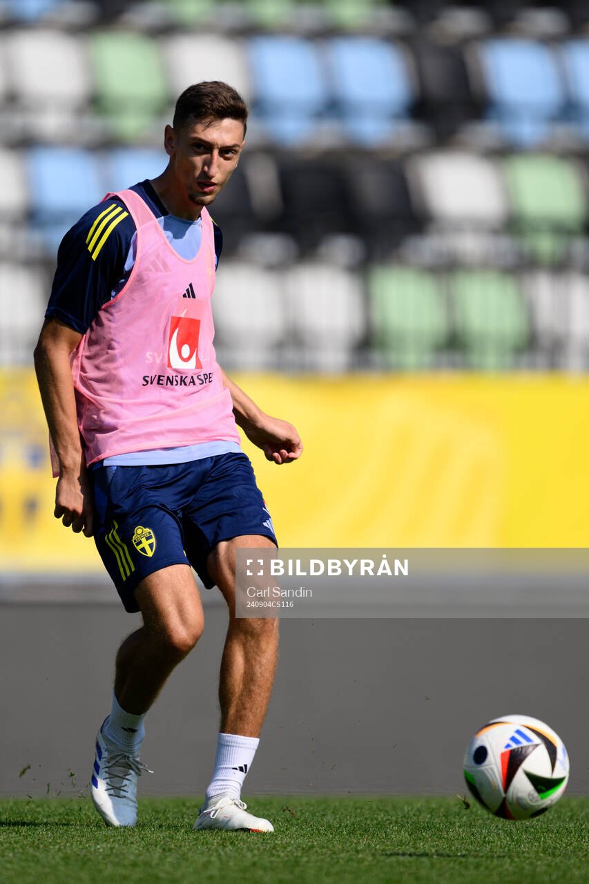 Jonas Rouhi