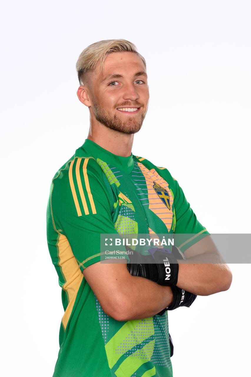 Goalkeeper Noel Törnqvist poses for at portrait