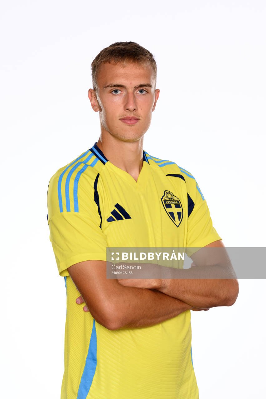 Jesper Tolinsson poses for at portrait
