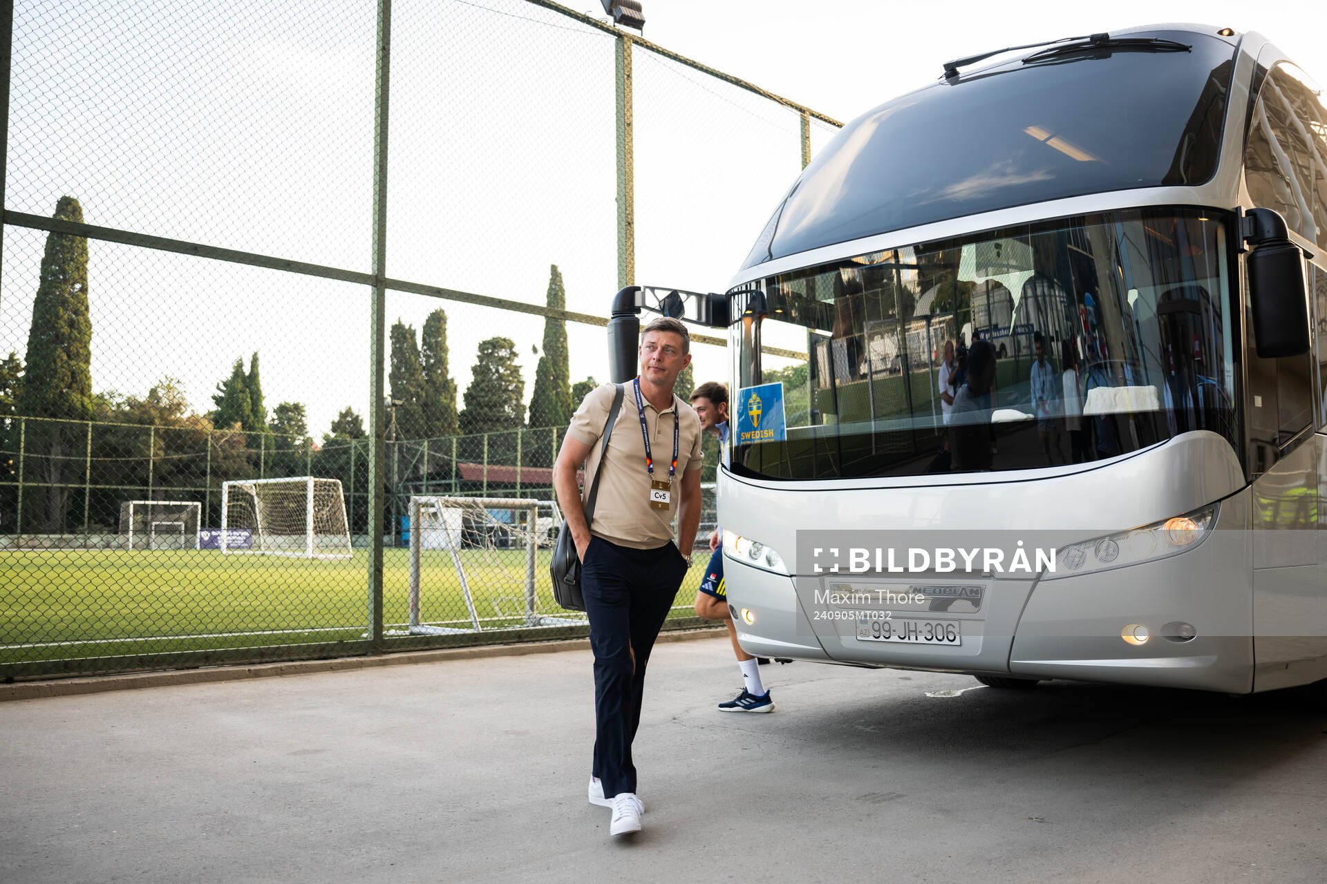 Head coach Jon Dahl Tomasson of Sweden