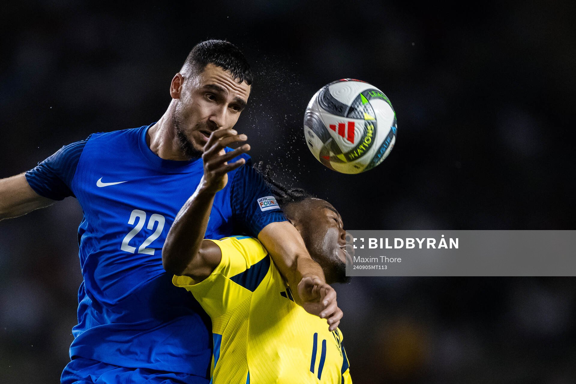 Aleksey Isaev of Azerbaijan and Anthony Elanga of Sweden during the Nations League football match between Azerbaijan and Sweden on September 5, 2024 in Baku.