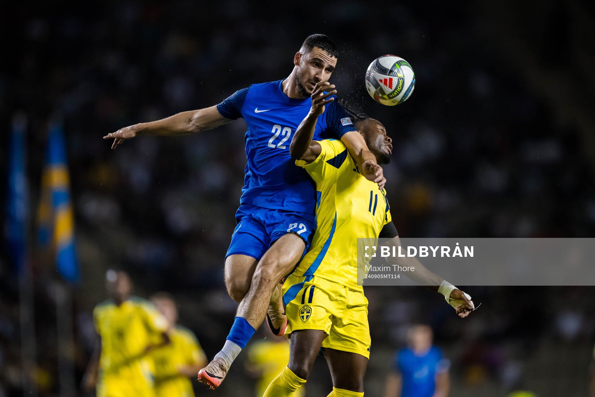 Aleksey Isaev of Azerbaijan and Anthony Elanga of Sweden during the Nations League football match between Azerbaijan and Sweden on September 5, 2024 in Baku.