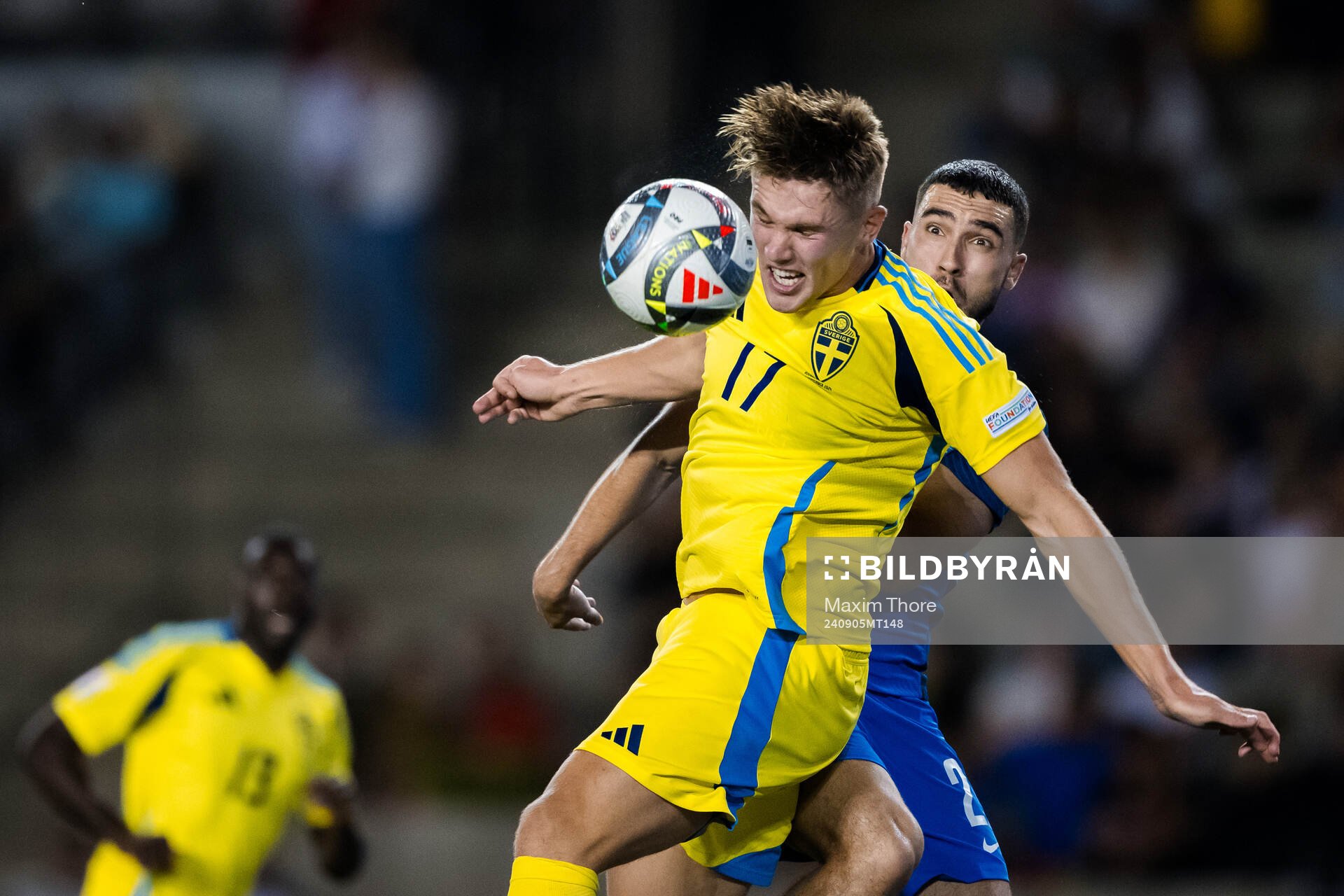 Viktor Gyökeres of Sweden and Aleksey Isaev of Azerbaijan