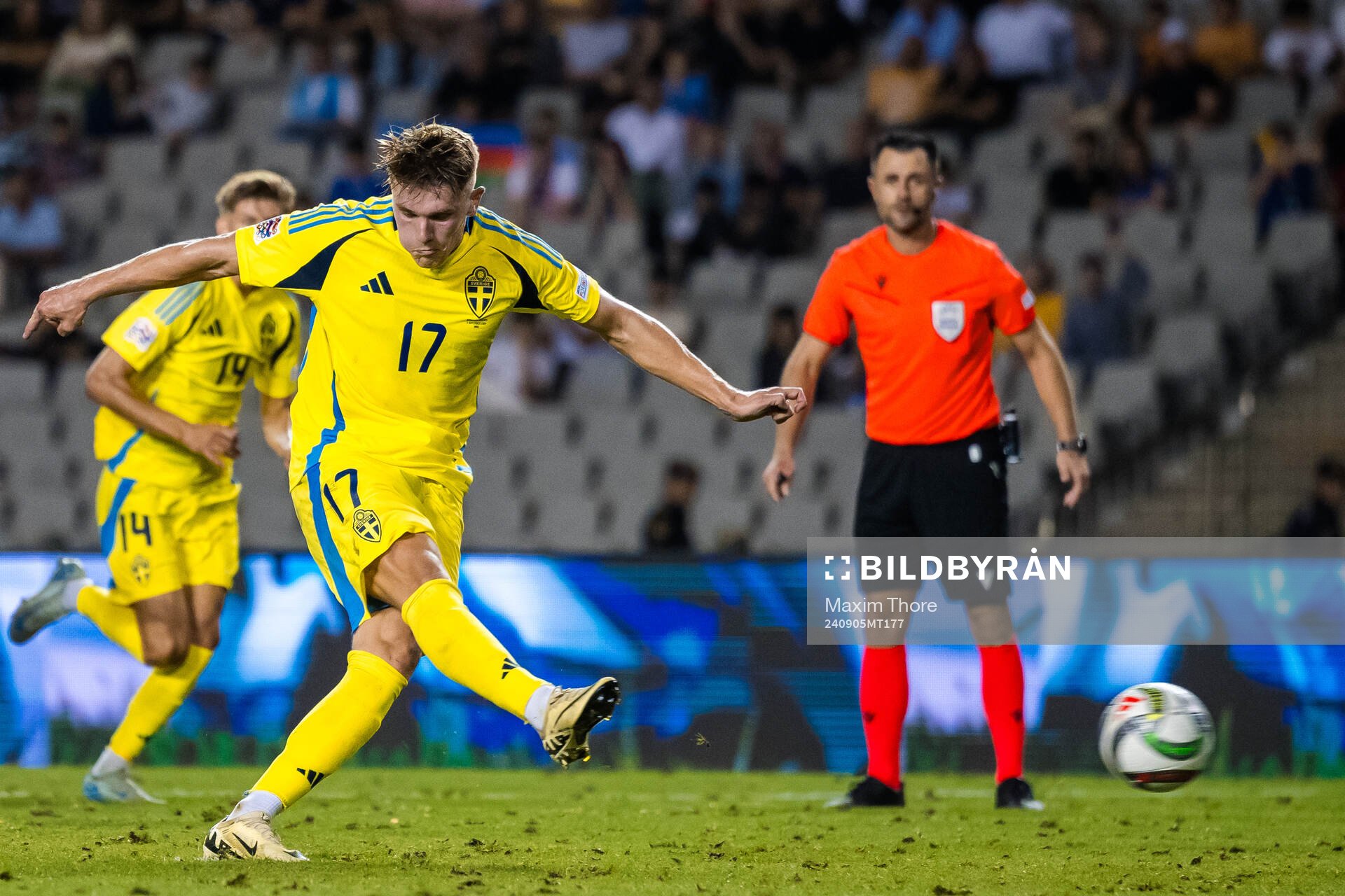 Viktor Gyökeres of Sweden scores the 0-3 goal
