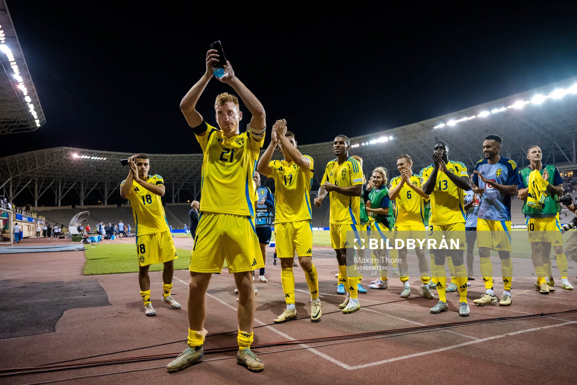 Dejan Kulusevski of Sweden celebrates