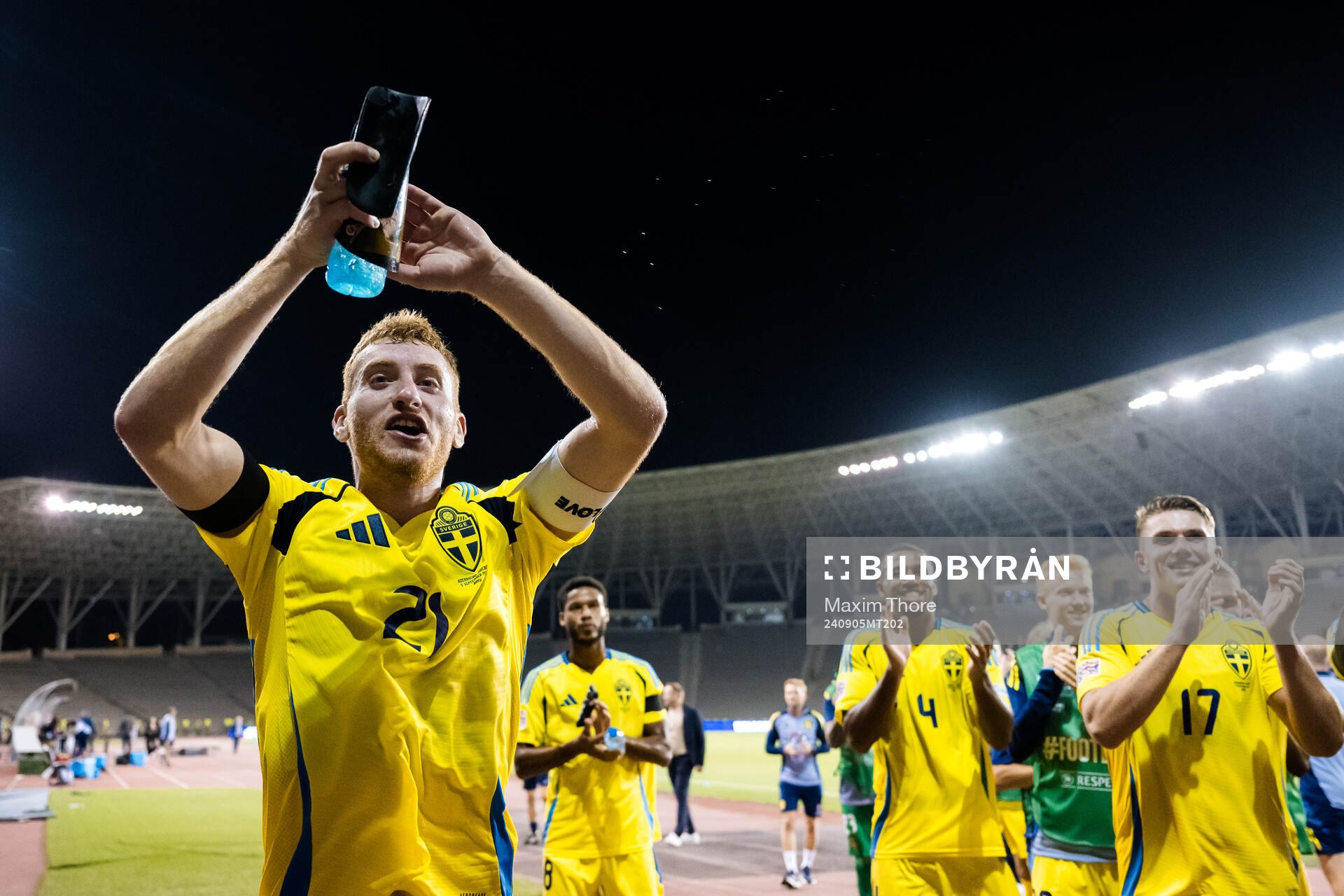 Dejan Kulusevski of Sweden celebrates