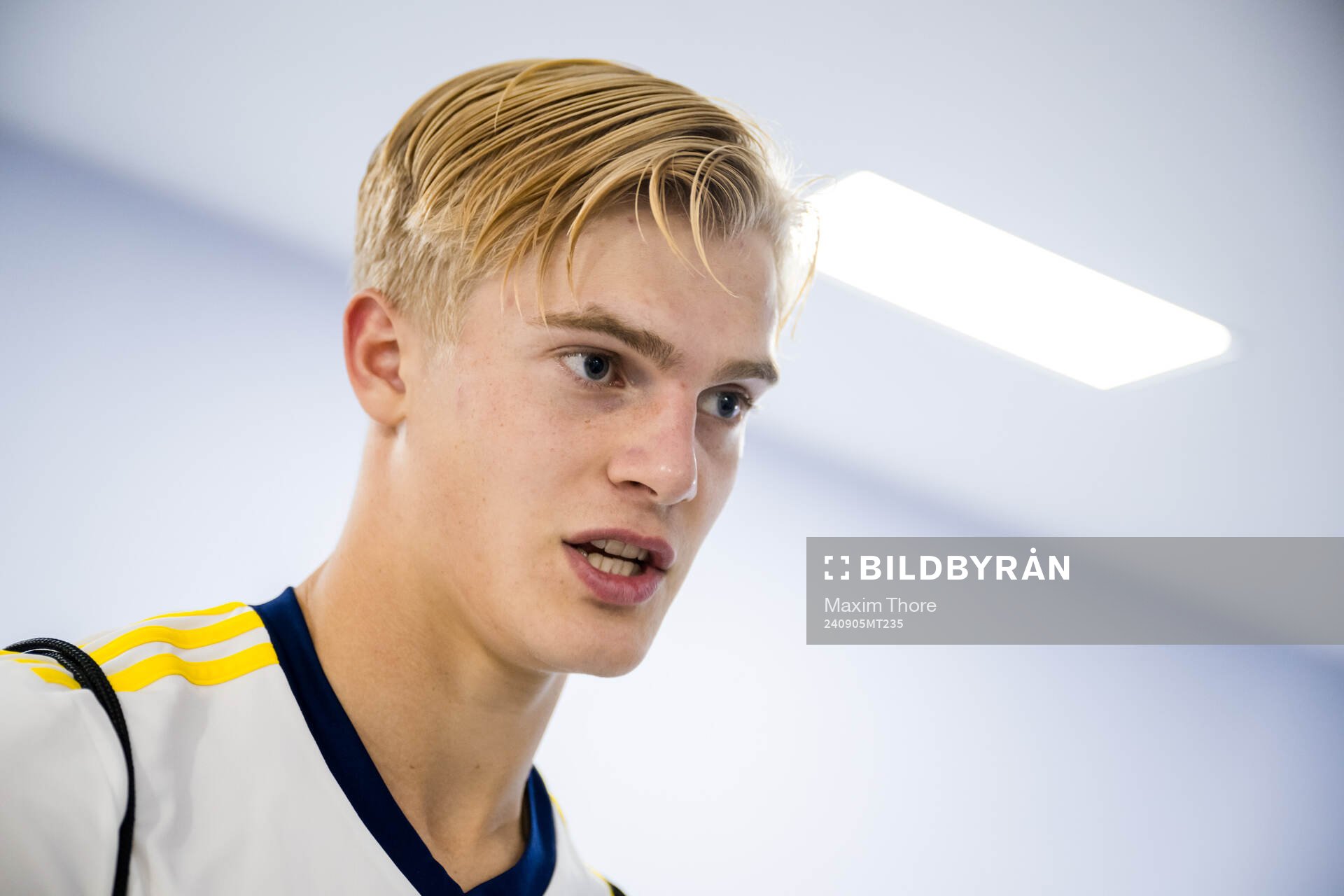 Lucas Bergvall of Sweden