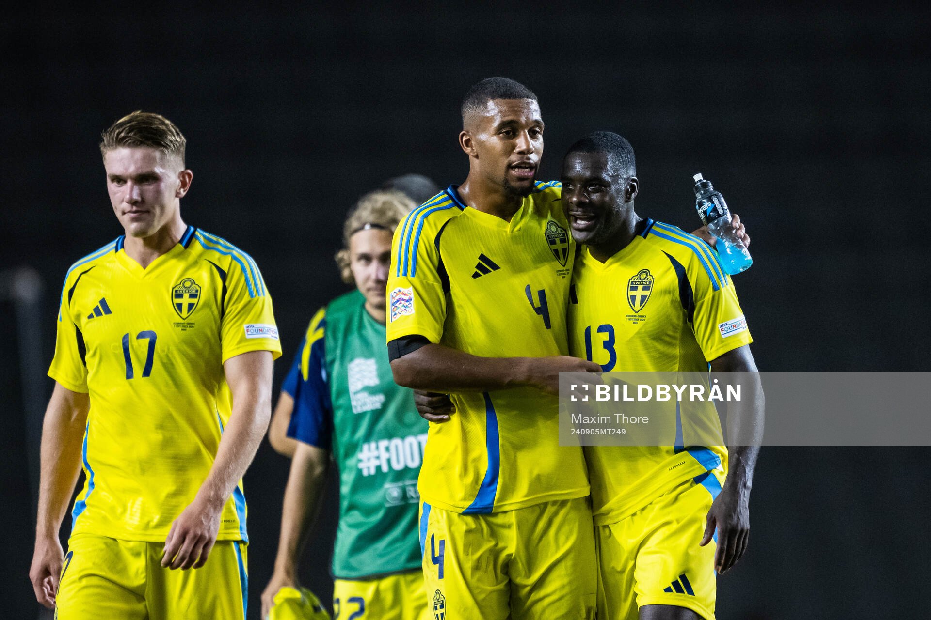 Viktor Gyökeres, Isak Hien and Ken Sema of Sweden celebrate