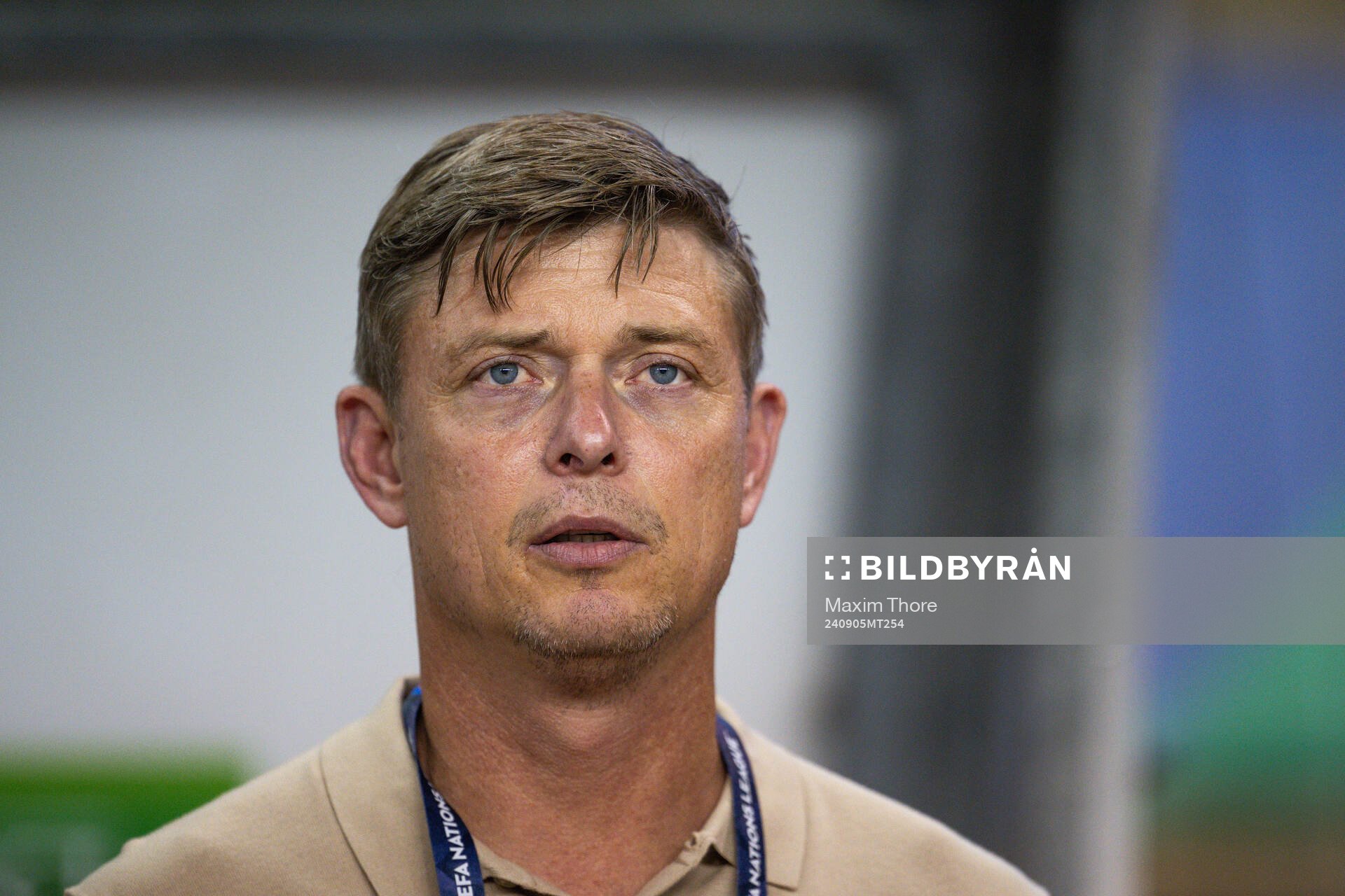 Head coach Jon Dahl Tomasson of Sweden
