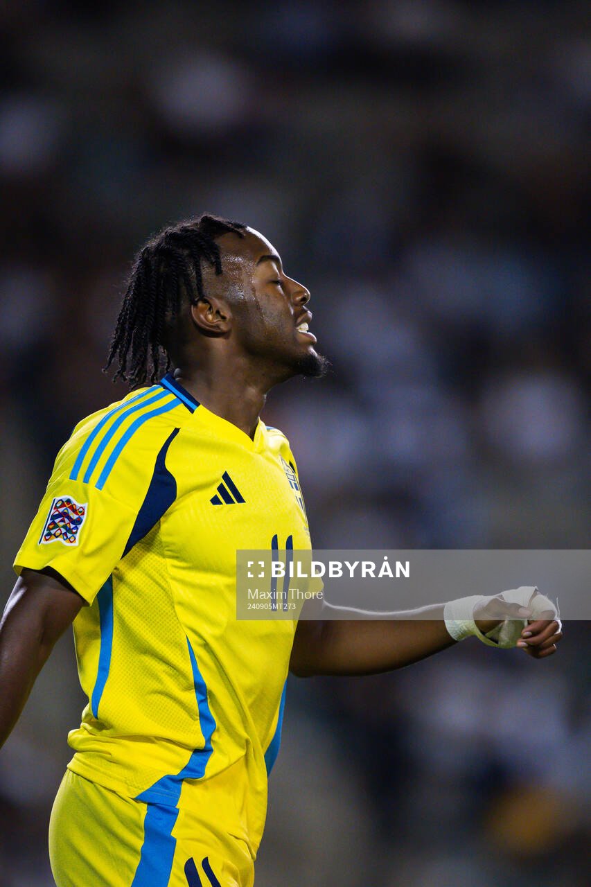 Anthony Elanga of Sweden