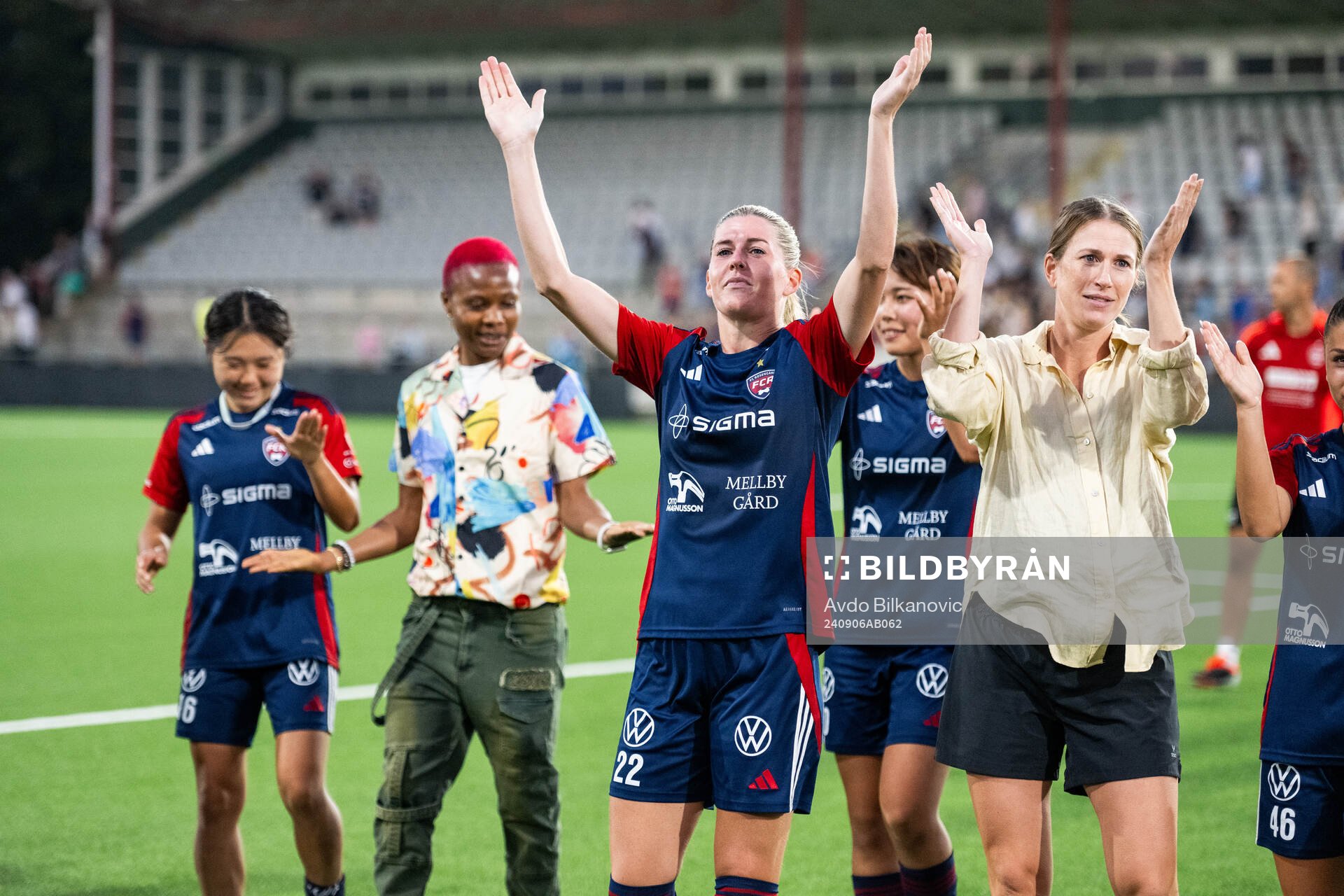 FC Rosengårds Olivia Schough jublar