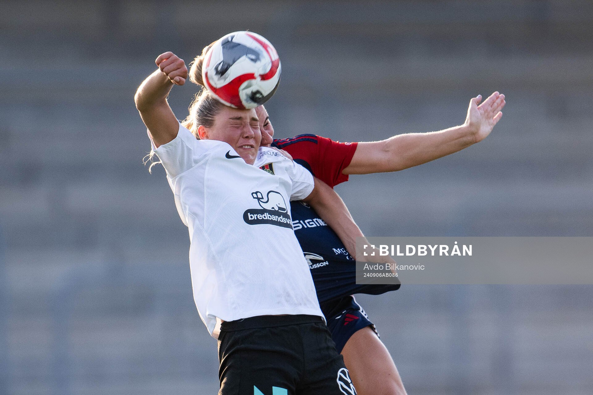 FC Rosengårds Gudrun Arnardottir och Brommapojkarnas