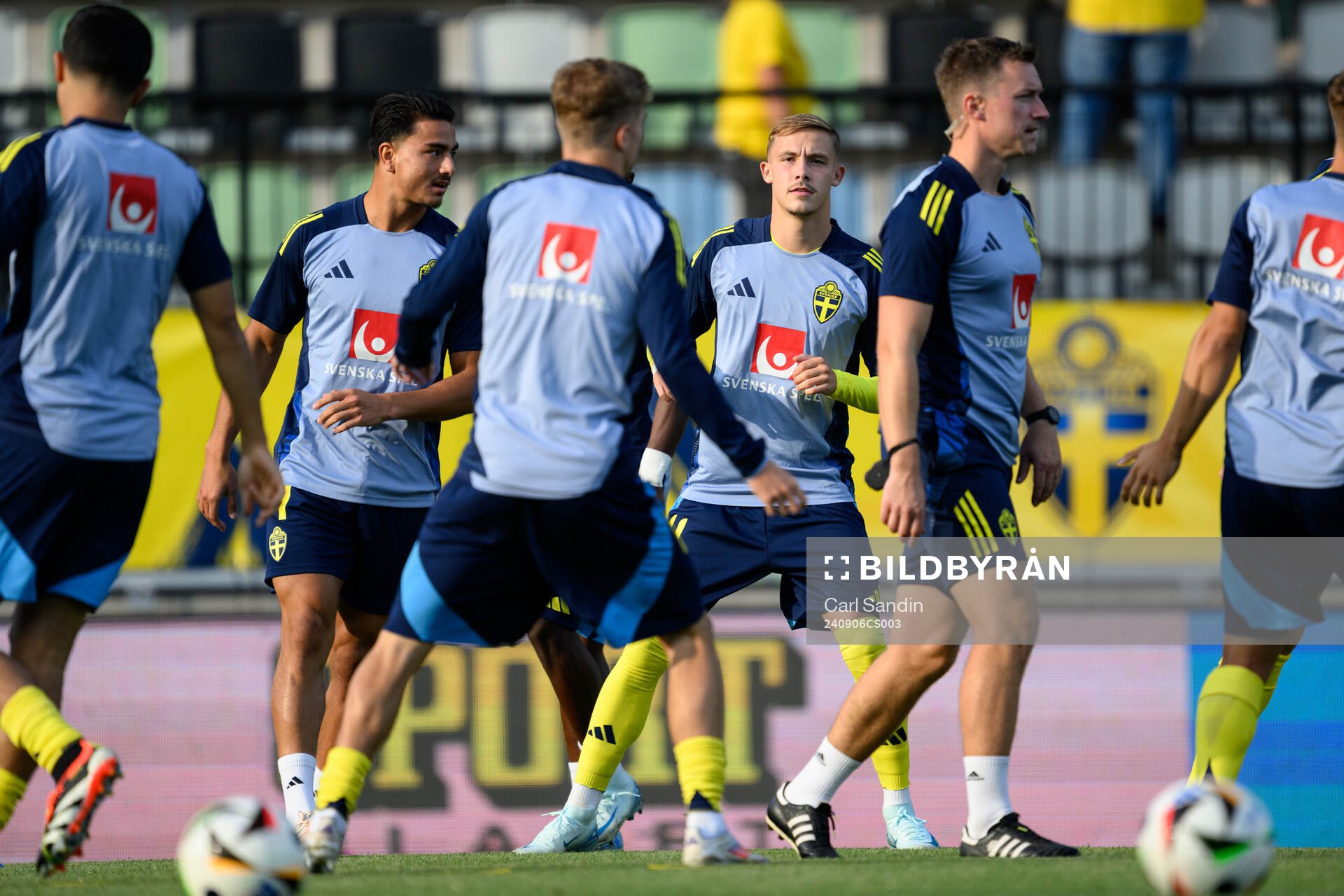 Jusef Erabi and Jacob Ondrejka of Sweden