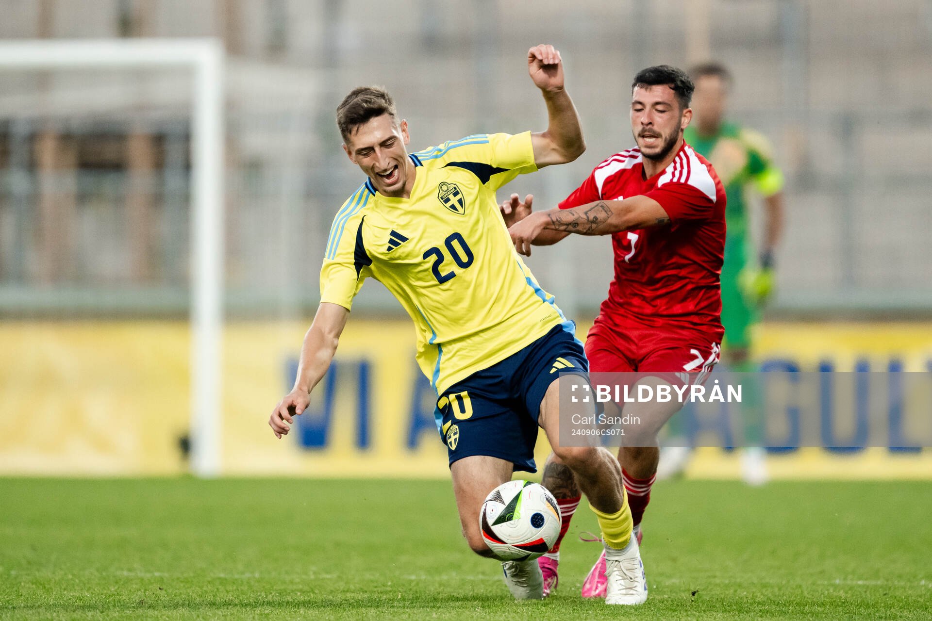 Jonas Rouhi of Sweden and Julian Del Rio of Gibraltar during the UEFA European Under-21 Qualifier football match between Sweden and Gibraltar on September 6, 2024 in Jönköping.