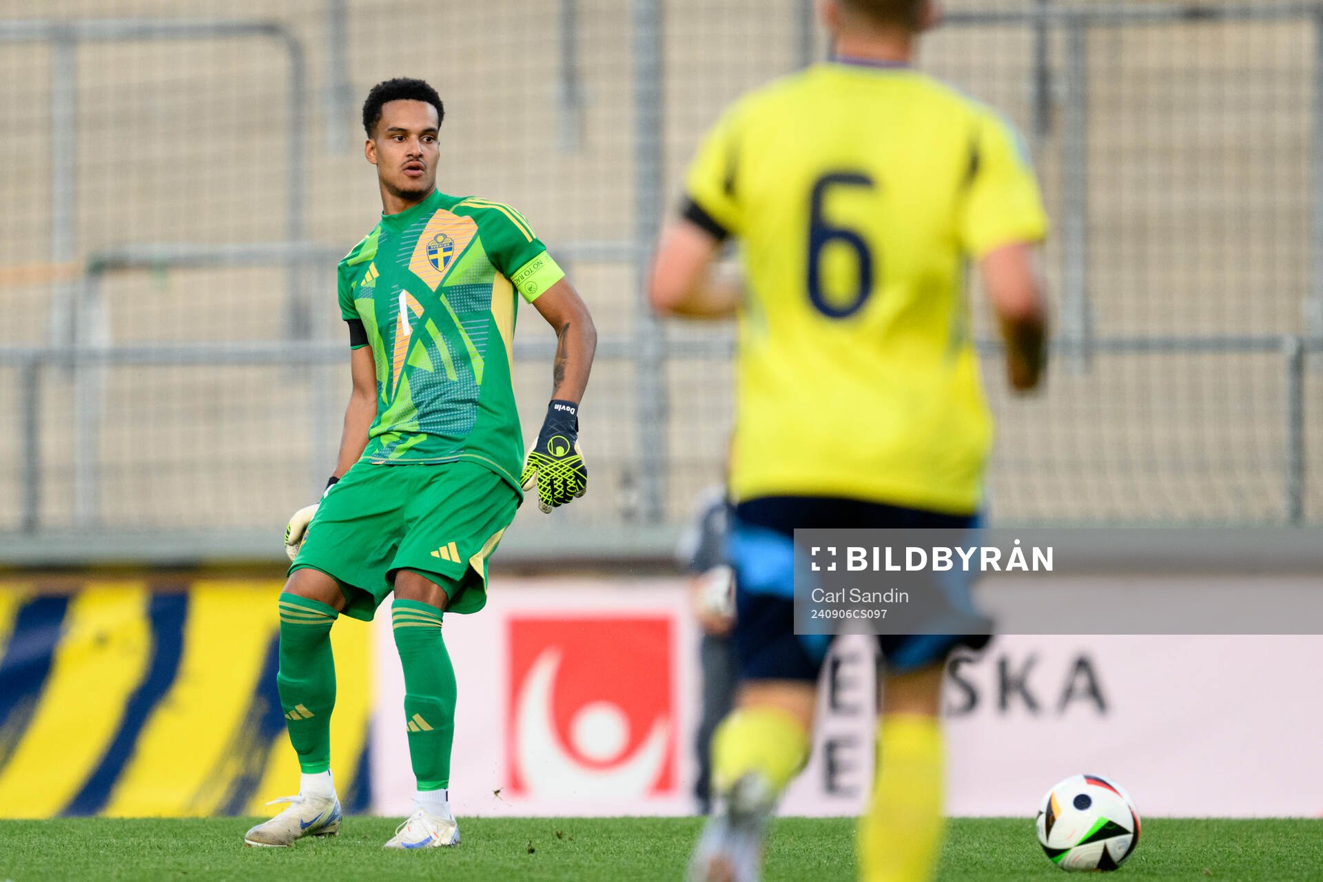 Goalkeeper Oliver Dovin of Sweden