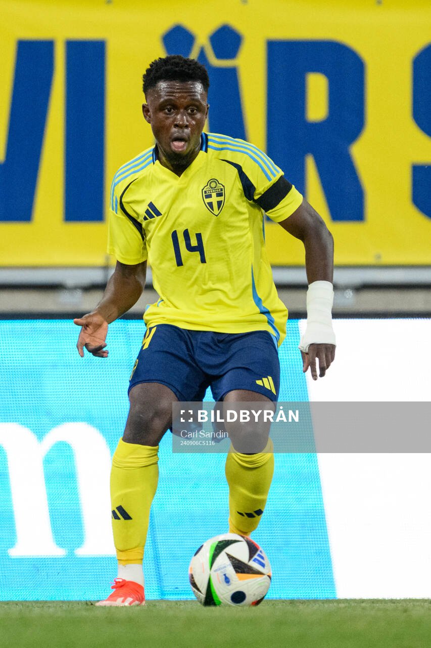 Zeidane Inoussa of Sweden