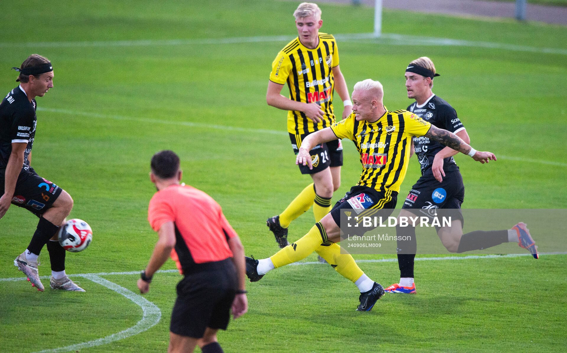 IFK Hässleholms Alexander Sjöström i matchen i division