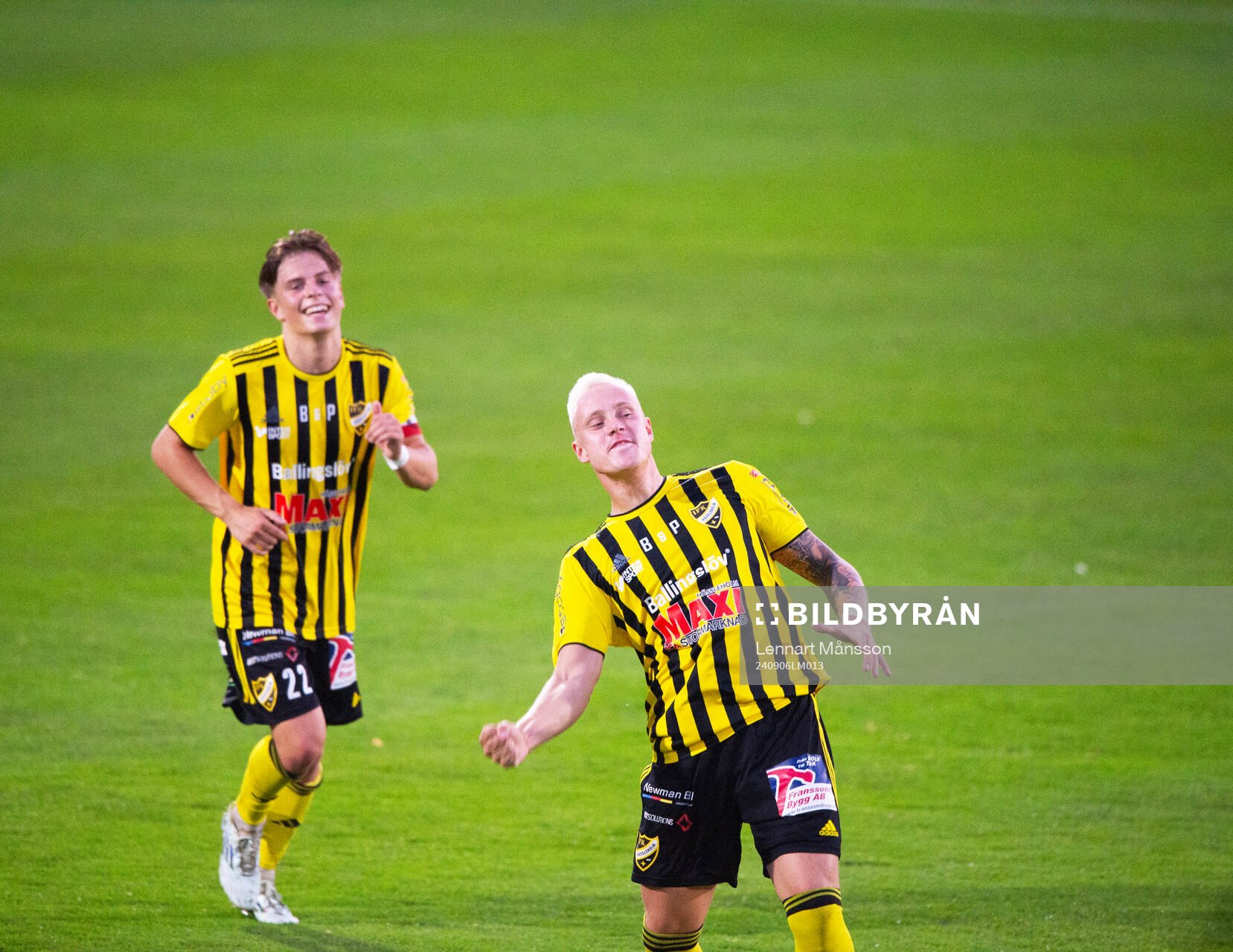 IFK Hässleholms Alexander Sjöström har gjort 1-0 och