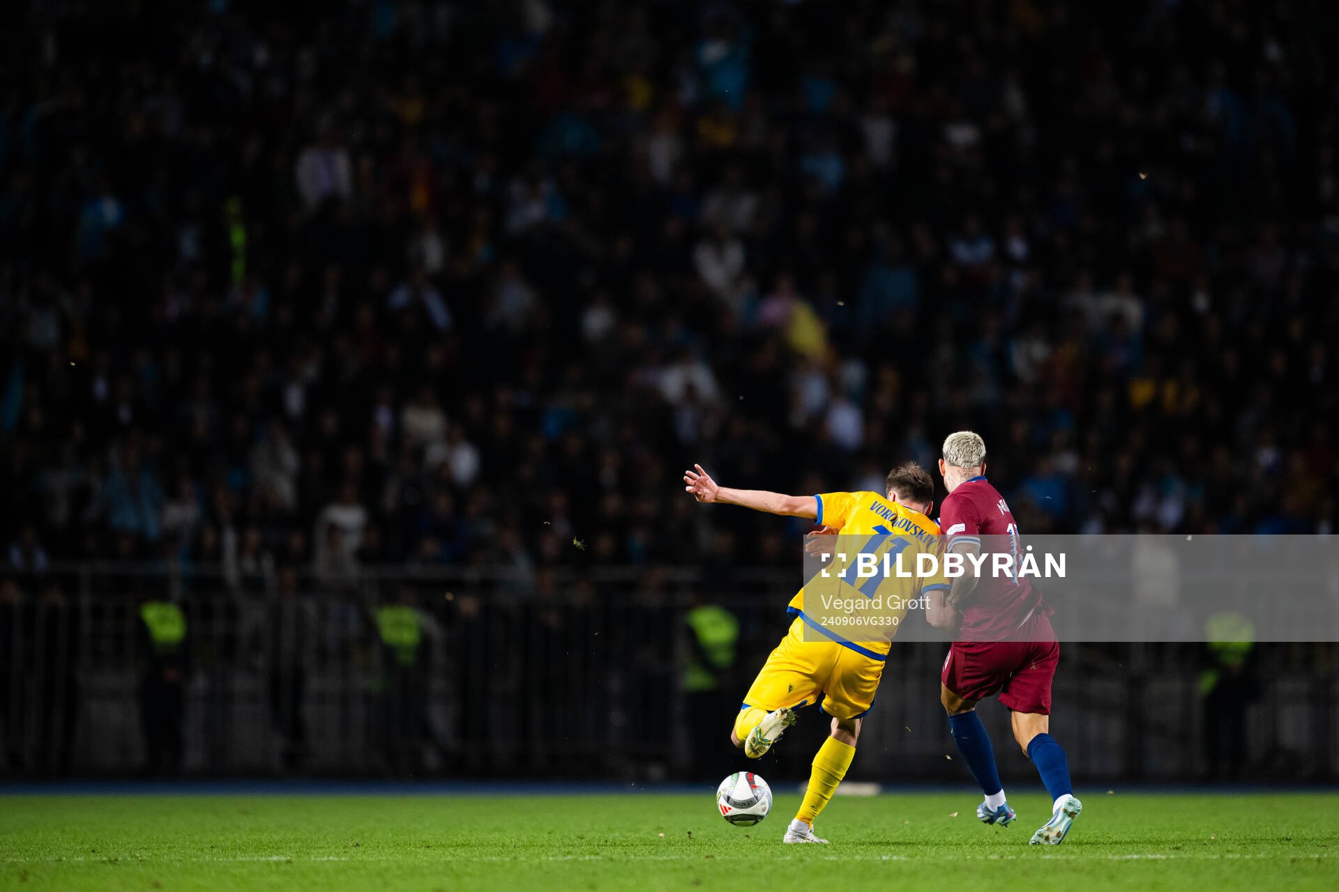 Yan Vorogovskiy of Kazakhstan and Aron Dønnum of Norway