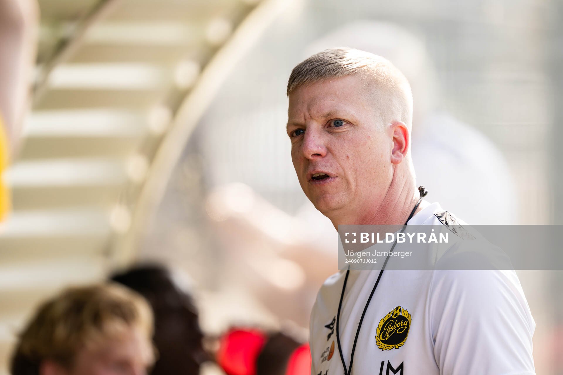 Elfsborgs lagledare Johan Mattsson under fotbollsmatchen i P19 Superettan Södra mellan Elfsborg och Åtvidaberg den 7 september 2024 i Borås.