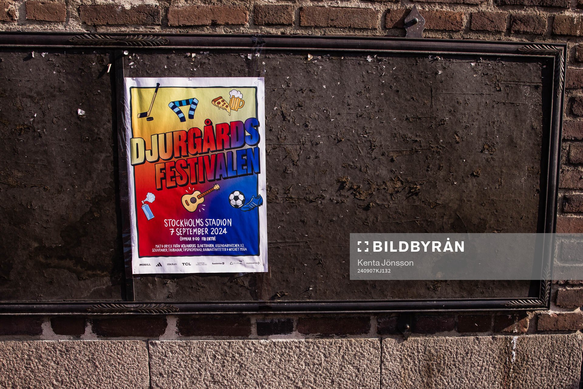 En affisch för Djurgårdsfestivalen 2024