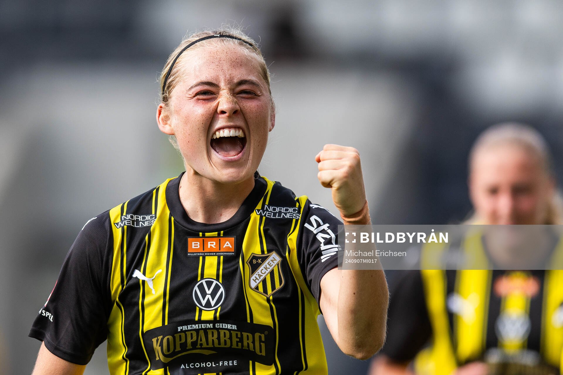 Häckens Paulina Nyström jublar