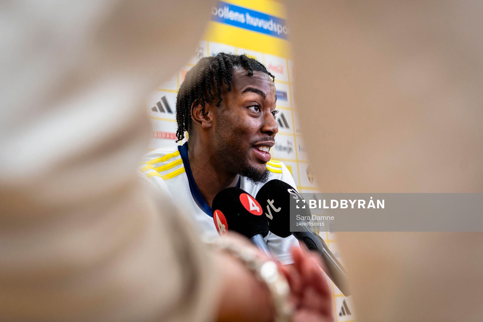 Anthony Elanga of the Swedish men's football national team
