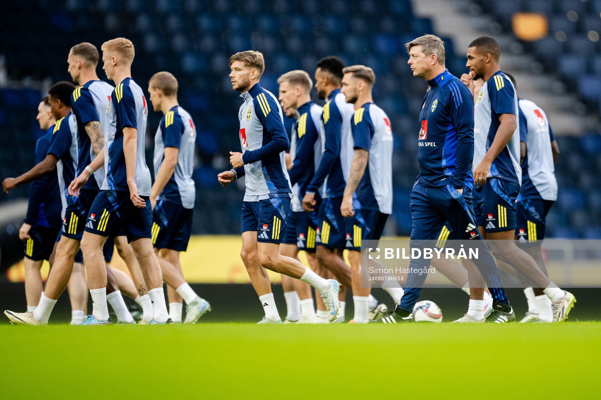 Head coach Jon Dahl Tomasson of the Swedish men's football