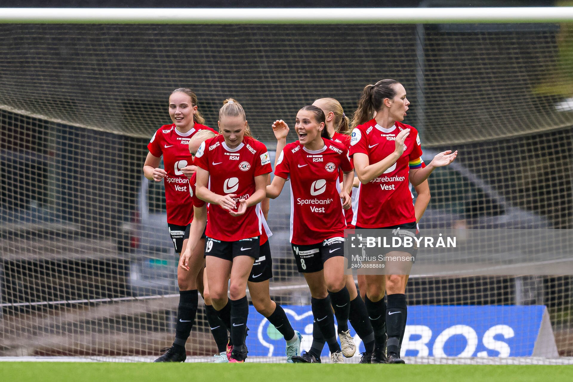 Vilde Vedeler of Arna-Bjørnar celebrates